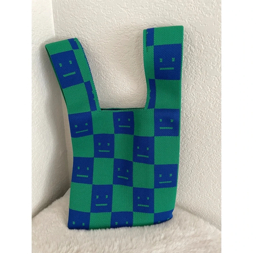 Plaid Pattern Knitted Bag - Picture 2 of 4